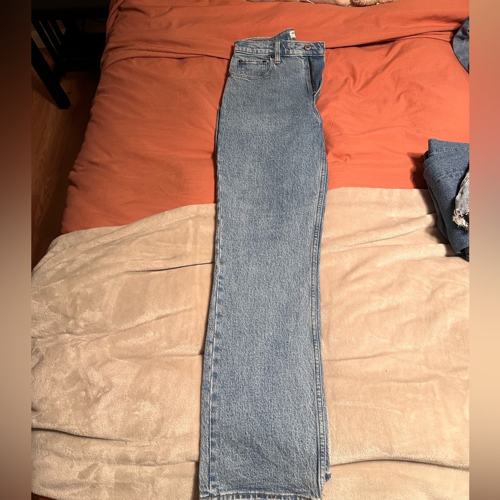 Abercrombie ultra high rise straight Jean